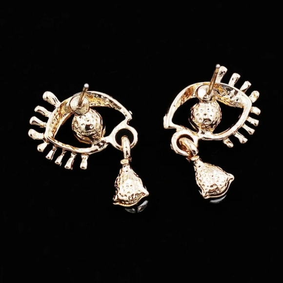 NWOT EARRINGS - Picture 4 of 4